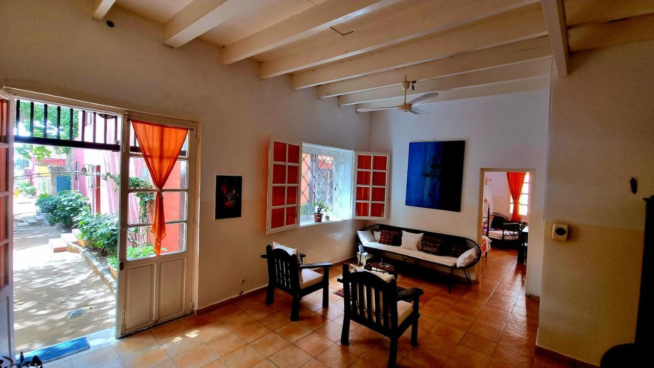Chez Coumbis Bed & Breakfast Goree Exterior photo