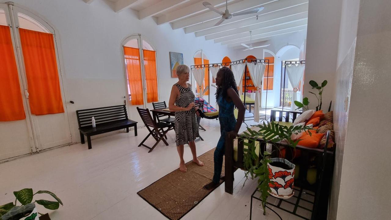 Chez Coumbis Bed & Breakfast Goree Exterior photo